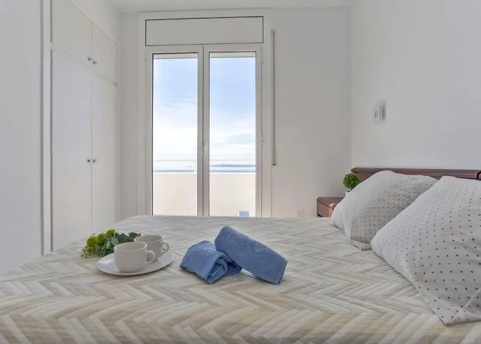 Vakantiehuis Jeroni Pau By Interhome *